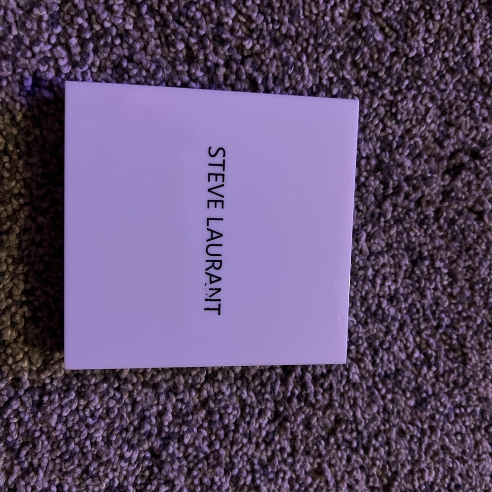 #745 Steve Laurent eye shadow palette